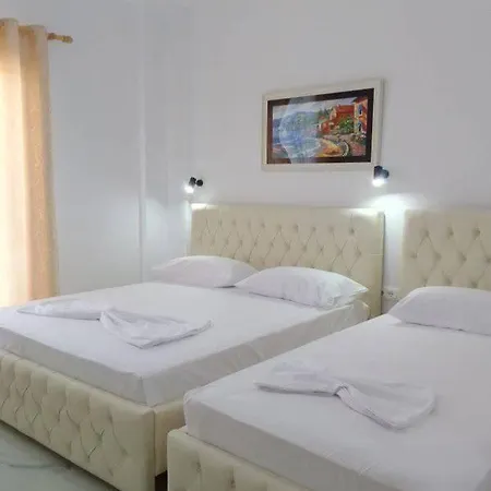 Vila Hergi Sarandë Exteriör bild