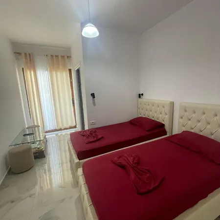 Vila Hergi Sarandë Exteriör bild