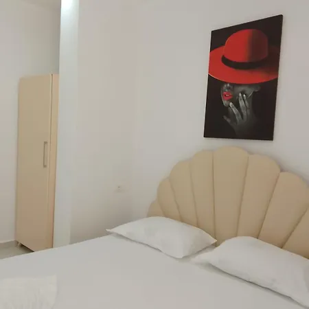 Vila Hergi Sarandë Exteriör bild