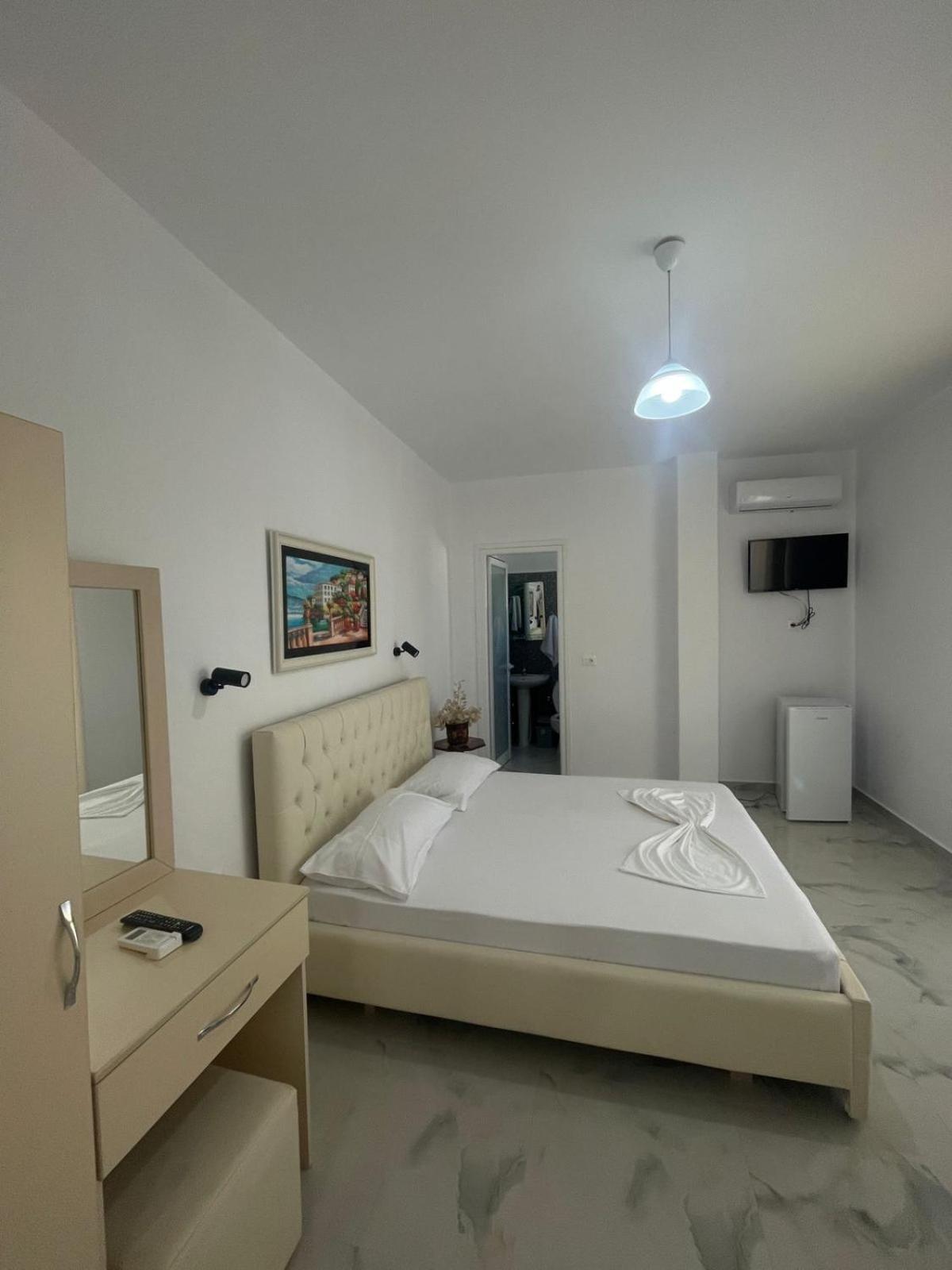 Hergi Apartment *