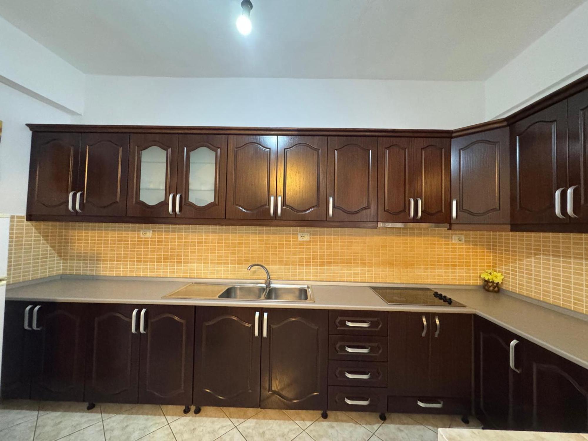 Hergi Apartment *